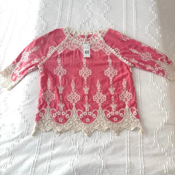Leo and Nicole Tops - Embroidered Coral Lace Peasant Top Scalloped Hem Boho Feminine Style Blouse M